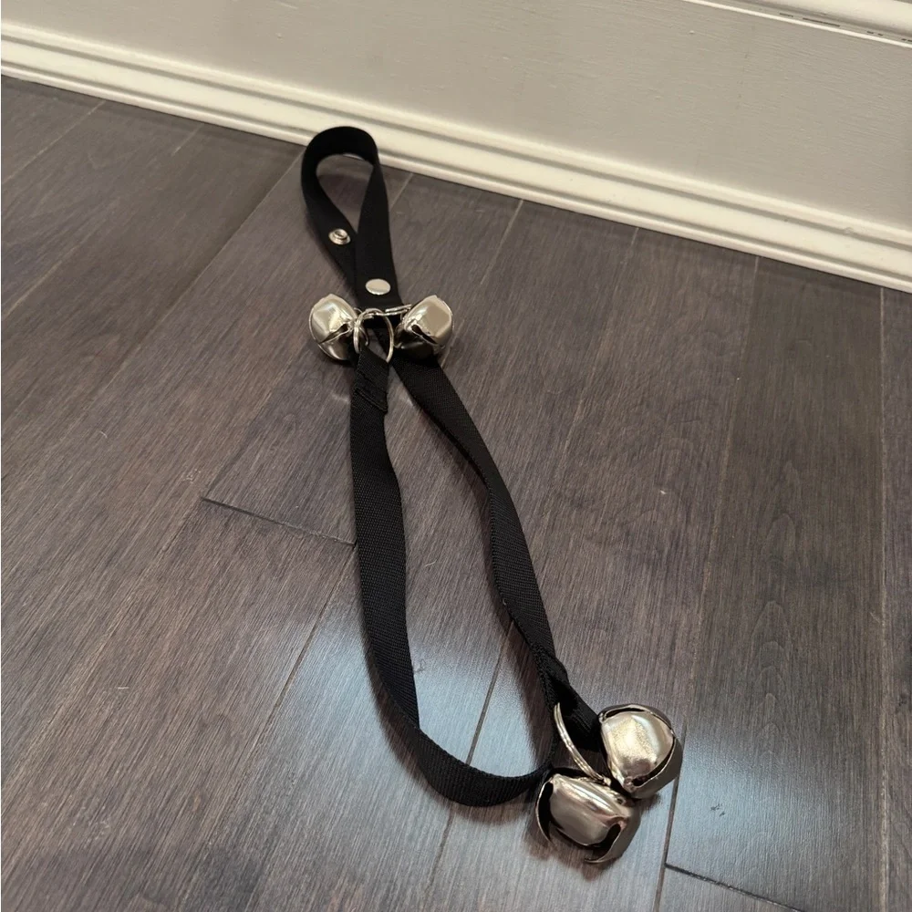 NWOT Black and Silver Door Bells for Potty Training Housebreaking